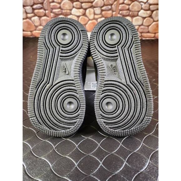 Nike Air Force 1 Toggle "VOLT"  Toddler 4C #A18 - Picture 5 of 8